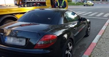 Poliţia Locală stă la pândă! Aveţi grijă pe unde opriţi maşina!