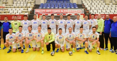 Stire din Sport : "Sandu Iacob își implementează  rapid stilul de joc"