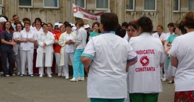 Stire din Sănătate : Membrii Sanitas amenință cu proteste de stradă