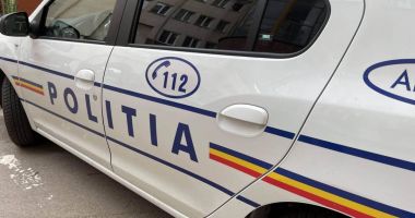 Stire din Eveniment : Un adolescent a fost șantajat luni de zile de un amic din sat să fure zeci de mii de euro din casă