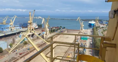 Stire din Economie : Falimentul bate la ușă! Șantierul Naval Damen Mangalia, un mort neîngropat