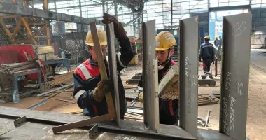 Constanța - a doua lor casă! Muncitorii asiatici, soluția găsită de Șantierul Naval pentru criza forței de muncă - 5