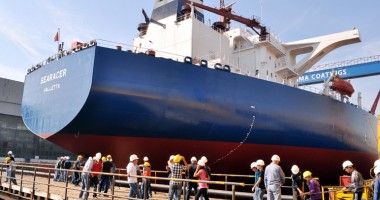 SNC "recrutează" specialiștii  de mâine direct de pe băncile școlii - 8