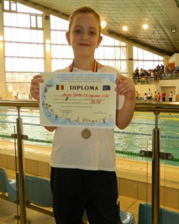Stire din Sport : Micuții înotători de la CS Laguna, rezultate bune la Bacău