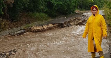 GALERIE FOTO / JALE LA SARAIU. Gospodării inundate și persoane evacuate - 4