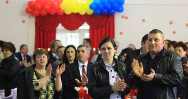 Sărbătoare în "Familia Saraiu". Primarul Dorinela Irimia, la moment aniversar - 4