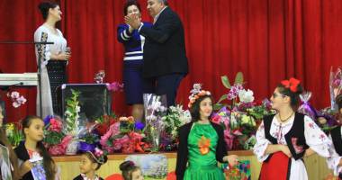 Sărbătoare în "Familia Saraiu". Primarul Dorinela Irimia, la moment aniversar - 5