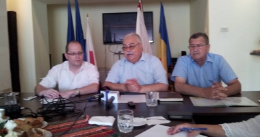Stire din Politică-Administrație : Liderii UDTR sărbătoresc Ramazan Bayram
