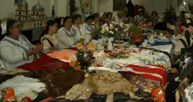 Stire din Cultură-Educație : Sărbători pe rit vechi. Astăzi este prima zi de Crăciun