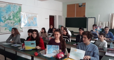 Elevii de la Liceul "Nicolae Bălcescu" din Medgidia caută soluții pentru salvarea mării - 2