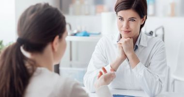 Stire din Sănătate : Crampele abdominale și sângerările pot anunța o sarcină extrauterină