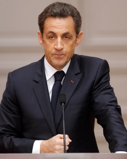 Stire din Actualitate : Sarkozy, declarații disperate: "În Franța sunt prea mulți imigranți"