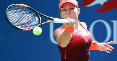 Imagini de senzație / Halep vs. Azarenka, într-un meci istoric - 7