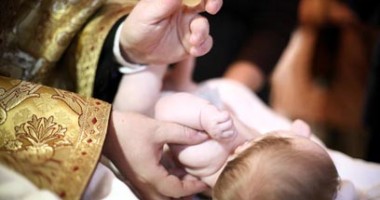 Stire din Social : Șase copii aflați  în asistență maternală, botezați, astăzi,  la Cumpăna