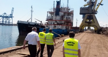 Șase nave avertizate cu "cartonaș galben", de ITF România - 2