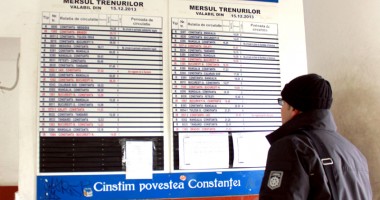 Stire din Social : S-au mărit garniturile de trenuri de la Constanța spre București