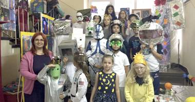 Stire din Cultură-Educație : Elevii de la Școala "Gheorghe Țițeica" descoperă spațiul cosmic
