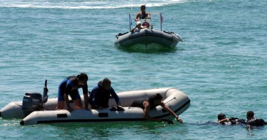 Stire din Eveniment : Scafandri dispăruți în mare, găsiți după ore de căutări