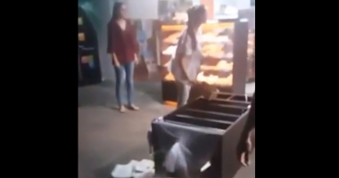 VIDEO / Bătaie pe terasa unui restaurant din Eforie Nord - 1