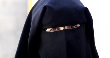 Stire din Actualitate : Scandal în Germania, provocat de o invitată tv cu văl islamic