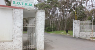 SCANDALOS! Medicii de la SOTRM Eforie, aruncați în stradă - 4