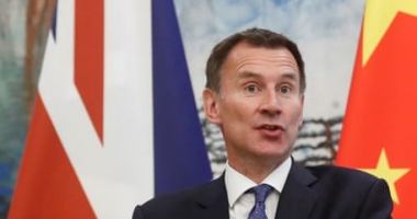 Stire din Actualitate : Scandalul Huawei. Marea Britanie, atentă la ce spun Statele Unite