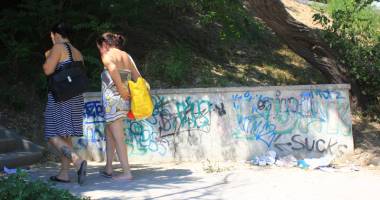 Galerie foto. Plaja Modern, drumul rușinii și al indiferenței! - 8