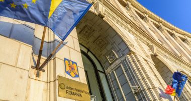 Stire din Economie : Schema de personal a Ministerului Finanțelor se umflă