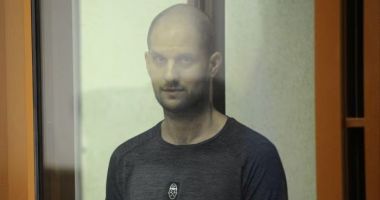 Stire din Actualitate : Schimb istoric de deținuți între SUA și Rusia. Pe listă: reporterul Evan Gershkovich și pușcașul marin Paul Whelan