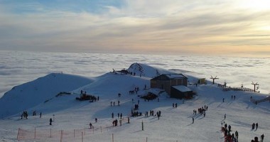 Stire din Sport : Schi: Concursul de schi alpin 'Sinaia pe pârtie', la a IX-a ediție