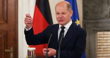 Stire din Actualitate : Cancelarul german Olaf Scholz respinge acuzaţiile Rusiei împotriva Ucrainei