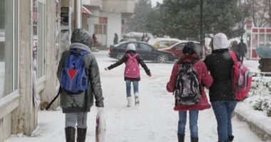 Școlile și grădinițele din Capitală, ÎNCHISE până LUNI