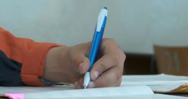 Stire din Actualitate : Un elev lăsat repetent a obținut în justiție anularea deciziei