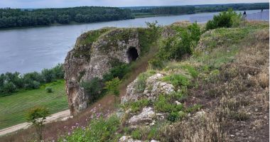 Școala de Vară de la Hârșova le oferă tinerilor o lecție vie de istorie - 2