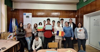 Stire din Cultură-Educație : Schimb de bune practici cu colegi bulgari, pentru o echipă a Școlii "Grigore Moisil" Năvodari