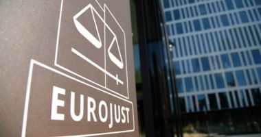 Stire din Eveniment : „Școala infracțională” a unui român, destructurată de Eurojust. Femeile, tranzacționate ca obiecte