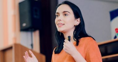 Consiliul Național al Elevilor: Programa școlară nu este adaptată nevoilor elevilor