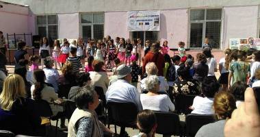 Zi de sărbătoare la Școala nr. 37 din Constanța - 5