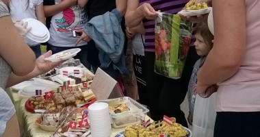Sărbătoare la Școala nr. 37.  "O reuniune de suflet pentru oameni cu suflet" - 2
