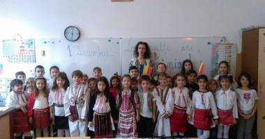 "Pune ia și hai!", îndemnul Școlii nr. 38 - 2