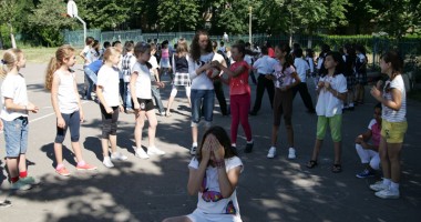 Stire din Cultură-Educație : Cum se poate preveni comportamentul agresiv al elevilor
