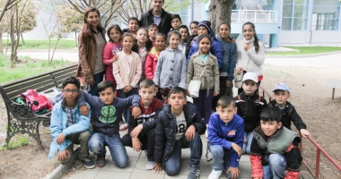 Stire din Cultură-Educație : La Ovidiu, activități deosebite în "Școala Altfel"