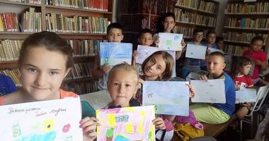 Stire din Cultură-Educație : Chiar se face "Educație în școala de vară"