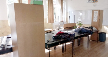 "Dacă vrei, poți!". Școala Gimnazială nr. 8 Constanța, renovată în doar câteva zile - 8