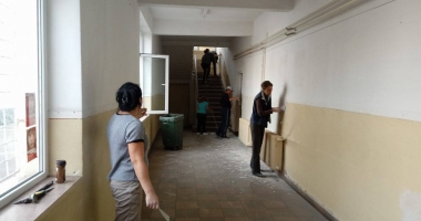 "Dacă vrei, poți!". Școala Gimnazială nr. 8 Constanța, renovată în doar câteva zile - 9