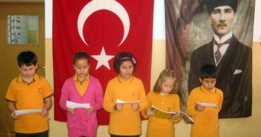 Stire din Cultură-Educație : În memoria întemeietorului Turciei