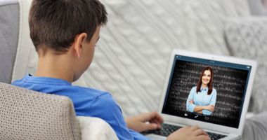 Stire din Cultură-Educație : Punctaje remarcabile la concursul de informatică pentru elevi de la  Școala „Gala Galaction” din Mangalia