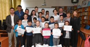Stire din Cultură-Educație : Ziua Limbii Tătare, sărbătorită de elevii din Tuzla