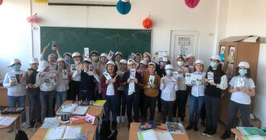 GALERIE FOTO. La Acvariul din Constanța sunt expuse lucrări ale elevilor Școlii „Viceamiral Ioan Murgescu”