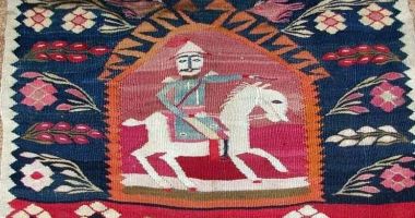 Stire din Cultură-Educație : Admirați scoarțele românești din patrimoniul Muzeului de Artă Populară!
